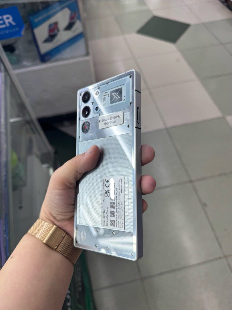 Red Magic 10 Pro 512gb Global FU Complete (Category: Android Others) located in San Juan City. Submitted by keannagadgetph (Listing ID 1391537134, Image 3). Description: Available Units for today's POST! Red Magic 10 Pro / 512gb / FU / Global - good condition - 95% Makinis - good battery - no issue / repair - Any colors available ~ Accepting SWAP / TRADE IN / INSTALLMENT / BINTA UNIT ~ CASH ON DELIVERY METRO MANILA / LBC PAYMENT FIRST ~ Store loc
