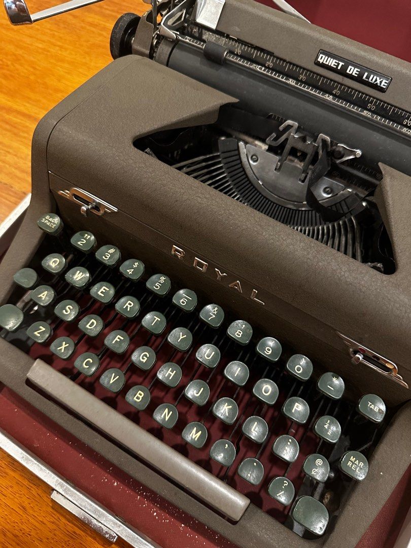 1950s-60s Royal Quiet De Luxe Typewriter with Case (Category: Stationery & School Supplies) located in Makati City. Submitted by jg1015 (Listing ID 1391414564, Image 2). Description: Royal Quiet De Luxe typewriter from around the 50s-60s complete in working condition with case..