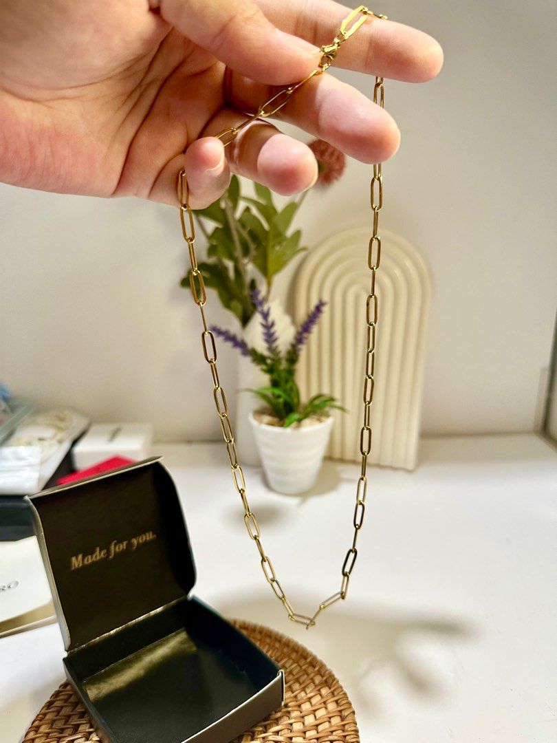 TBK NECKLACE W/ BOX (Category: Necklaces) located in Pasig City. Submitted by dai_clutter (Listing ID 1391424910, Image 2). Description: PERFECT PANG GIFT :).