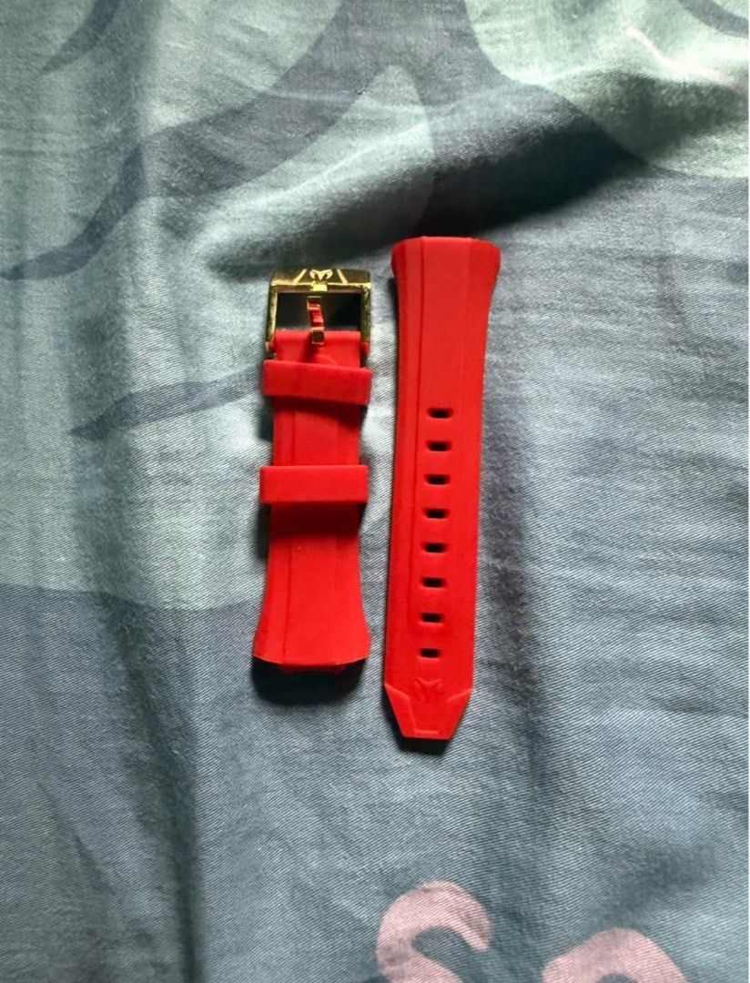 Technomarine strap (Category: Women's Watches) located in Quezon City. Submitted by magzi2527 (Listing ID 1391446872, Image 1). Description: FO 40MM size only.