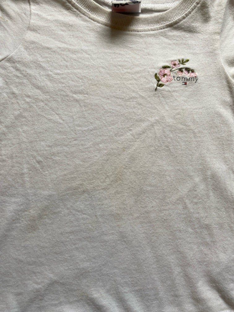 Tommy Hilfiger White Shirt (Category: Babies & Kids Fashion) located in San Mateo. Submitted by ruthb. (Listing ID 1391365953, Image 2). Description: Please see photos for flaws. 18-24 mo on tag Preloved, pls manage your expectations. No orange app checkout..