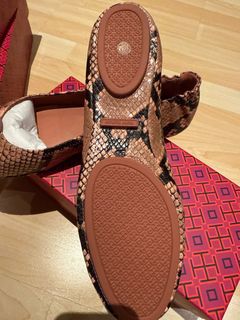 （分類：）位於 。 由 aluxurya 提交（商品編號 1391501175，圖片 1）。簡介： 。