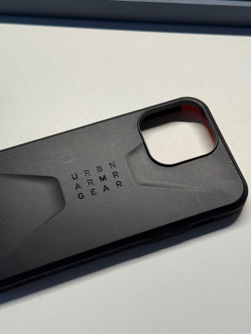 UAG Civilian Case iPhone 14 Pro Max (Category: Cases & Sleeves) located in Manila. Submitted by angelo0 (Listing ID 1391451936, Image 3). Description: Only used for few days as temporary case. Bought in Power Mac Center. RFS: Decluttering.