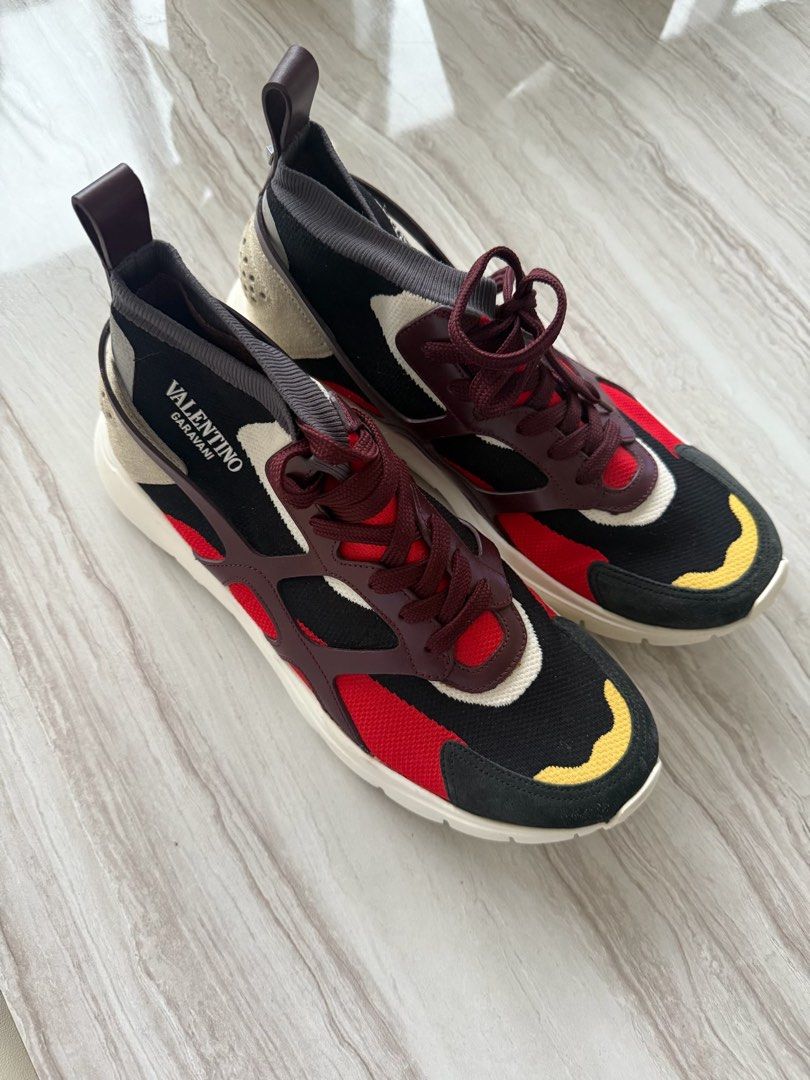 Valentino Sound High red sneakers (Category: Sneakers) located in Las Pinas. Submitted by carvp (Listing ID 1391449800, Image 1). Description: Size 43 Normal signs of usage .