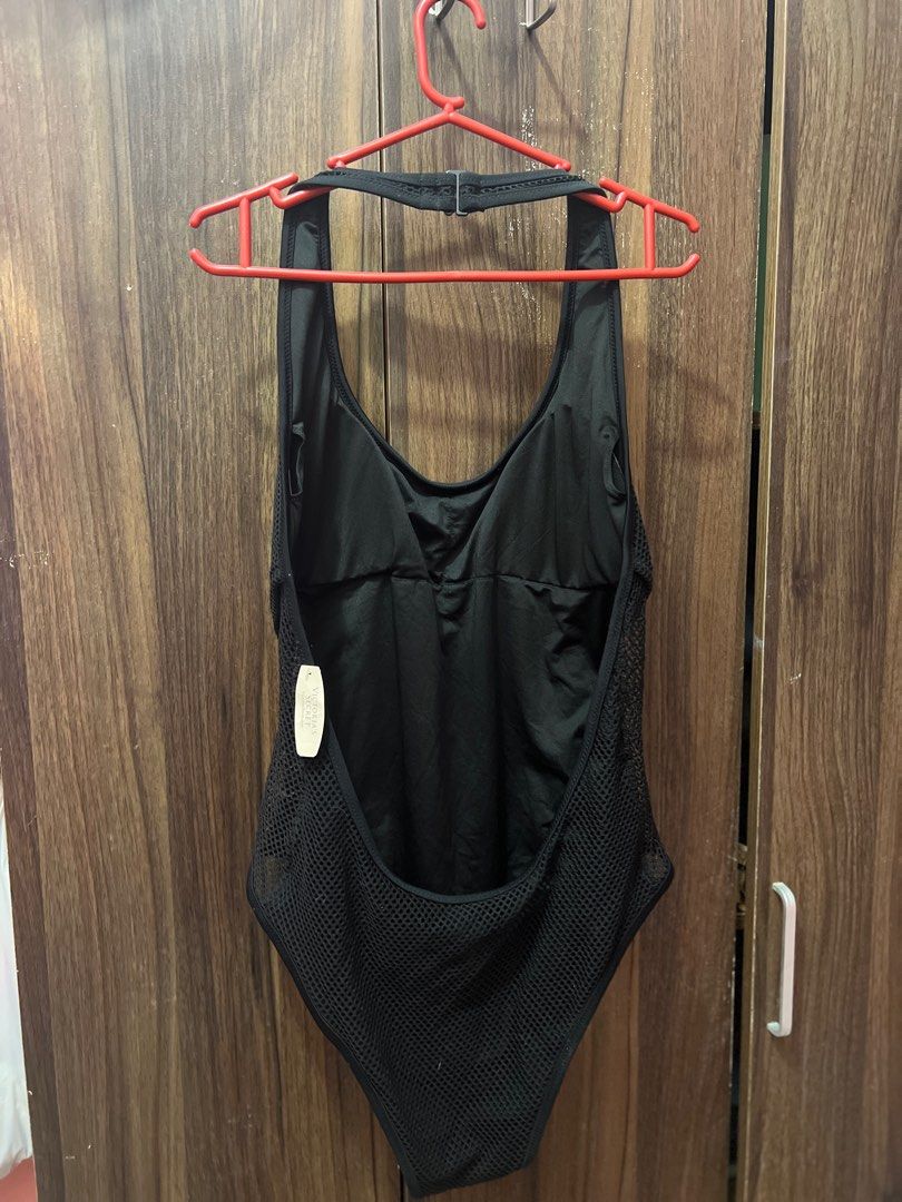 VS MESH ONE PIECE SWIMSUIT (Category: Bikinis & Swimsuits) located in Navotas City. Submitted by declutteringstuff_ph (Listing ID 1391516151, Image 2). Description: New with tags Mesh Victoria's Secret Swimsuit .