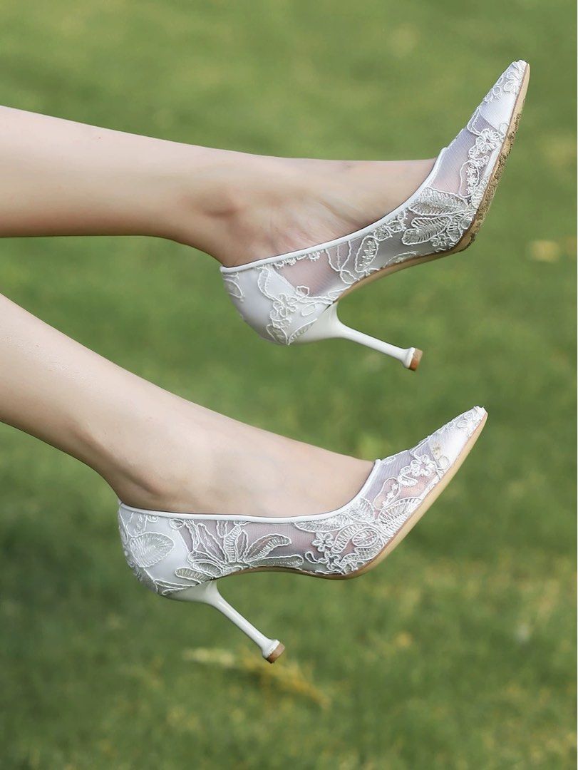 Wedding items (Category: Wall Decor) located in Singapore. Submitted by byy123 (Listing ID 1385196341, Image 1). Description: -lace high heels, worn once, size 37, heels height 8cm $18 -deco $3dollars per item - vow exchange card $4.