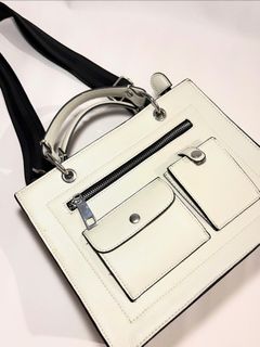 (Kategori: ) berada di . Dikirim oleh barefinds.id (ID iklan 1391477509, Gambar 1). Deskripsi: .