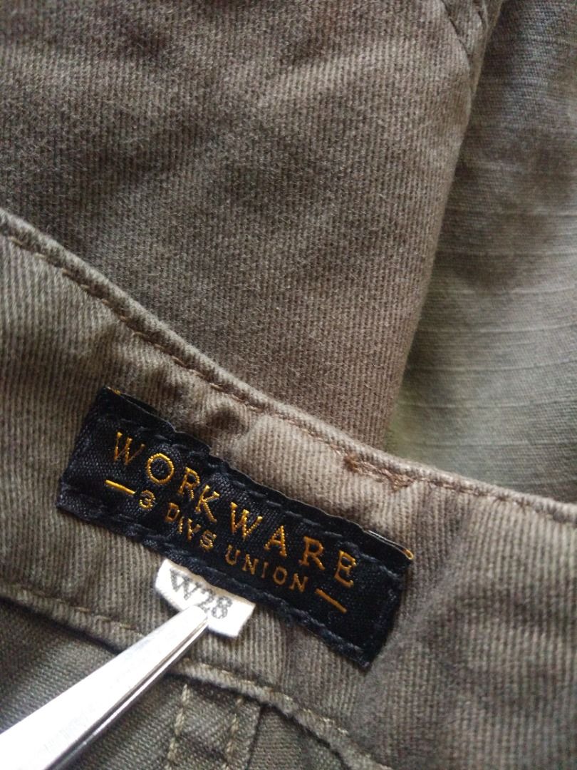 Workware Patchwork Cargo Pant 27. actual (Category: Trousers) located in Pasay City. Submitted by denimdude.ph (Listing ID 1391360057, Image 3). Description: .