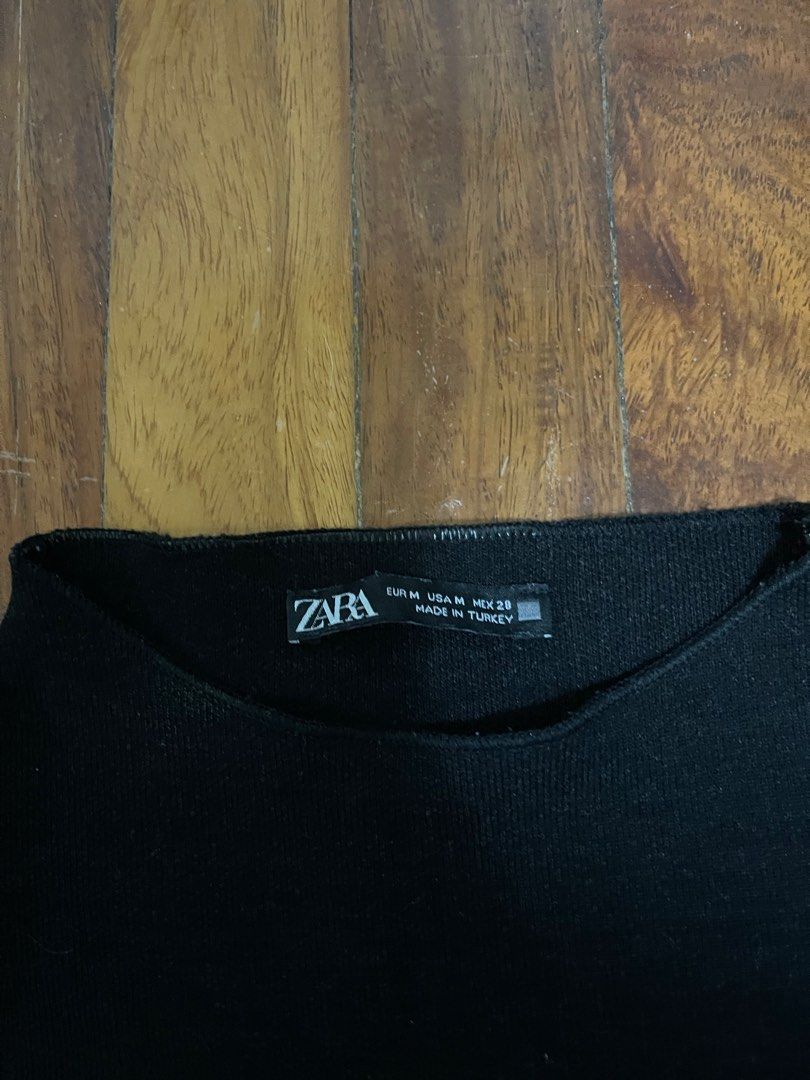 Zara Black Bodycon Mini Dress (Category: Dresses) located in Makati City. Submitted by ksclothes_ (Listing ID 1391489901, Image 2). Description: For your sexy nights out! Fits S-M Helping tags Zara Mango Uniqlo Stradivarius Urban revivo.