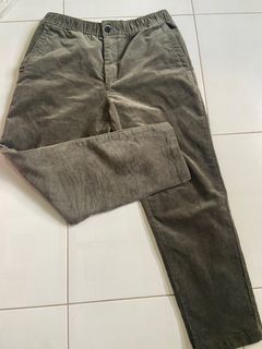 (Category: ) located in . Submitted by rizqa_closet (Listing ID 1391381606, Image 1). Description: .