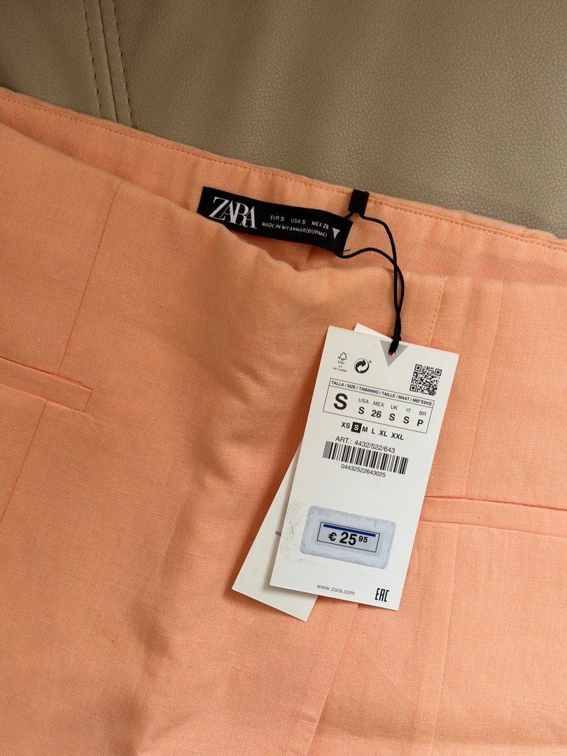 Zara Linen Blend Skort (peach/light orange (Category: Shorts) located in Quezon City. Submitted by mags_declutters (Listing ID 1391539850, Image 2). Description: Zara peach/orange skort Linen blend skort Wrap front skort Size: - Small on tag - Can fit medium RF: decluttering/ too many clothes NEVER WORN STILL WITH TAG (BRAND NEW) Only worn for the purpose of when worn pic.