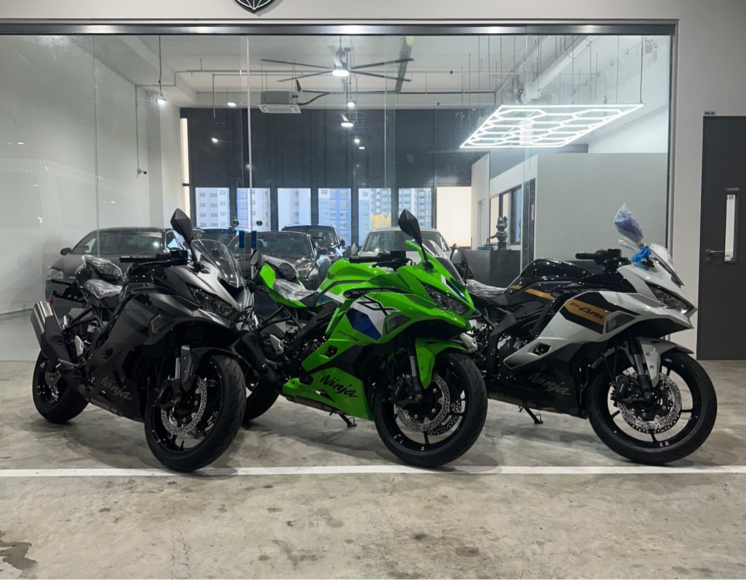 もあ 2025 Ninja ZX-4R SE モーターサイクル |株式会社カワサキ
