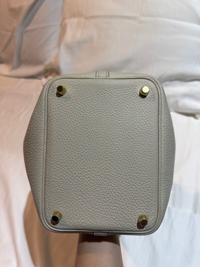 Authentic Hermes Picotin 18 (Category: Luxury Bags & Wallets) located in Bulacan. Submitted by glvzicbg_ (Listing ID 1391599348, Image 3). Description: Authentic Hermes Picotin 18 No flaws - Like new With free generic strap Inclusions: Complete set Rfs: Declutter.