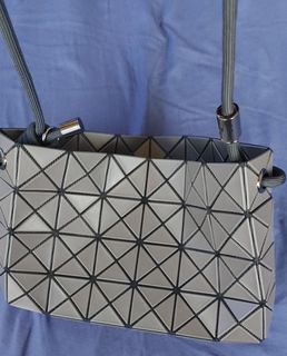 (Category: ) located in . Submitted by lilysluxurycollections (Listing ID 1391568360, Image 1). Description: .