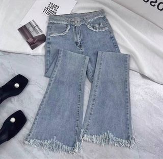(Category: ) located in . Submitted by jans.aesthetique (Listing ID 1391692118, Image 1). Description: .