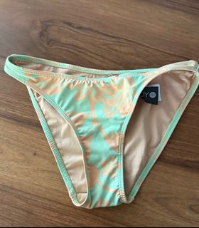 (Category: ) located in . Submitted by clearmyinstocks100 (Listing ID 1391651455, Image 1). Description: .