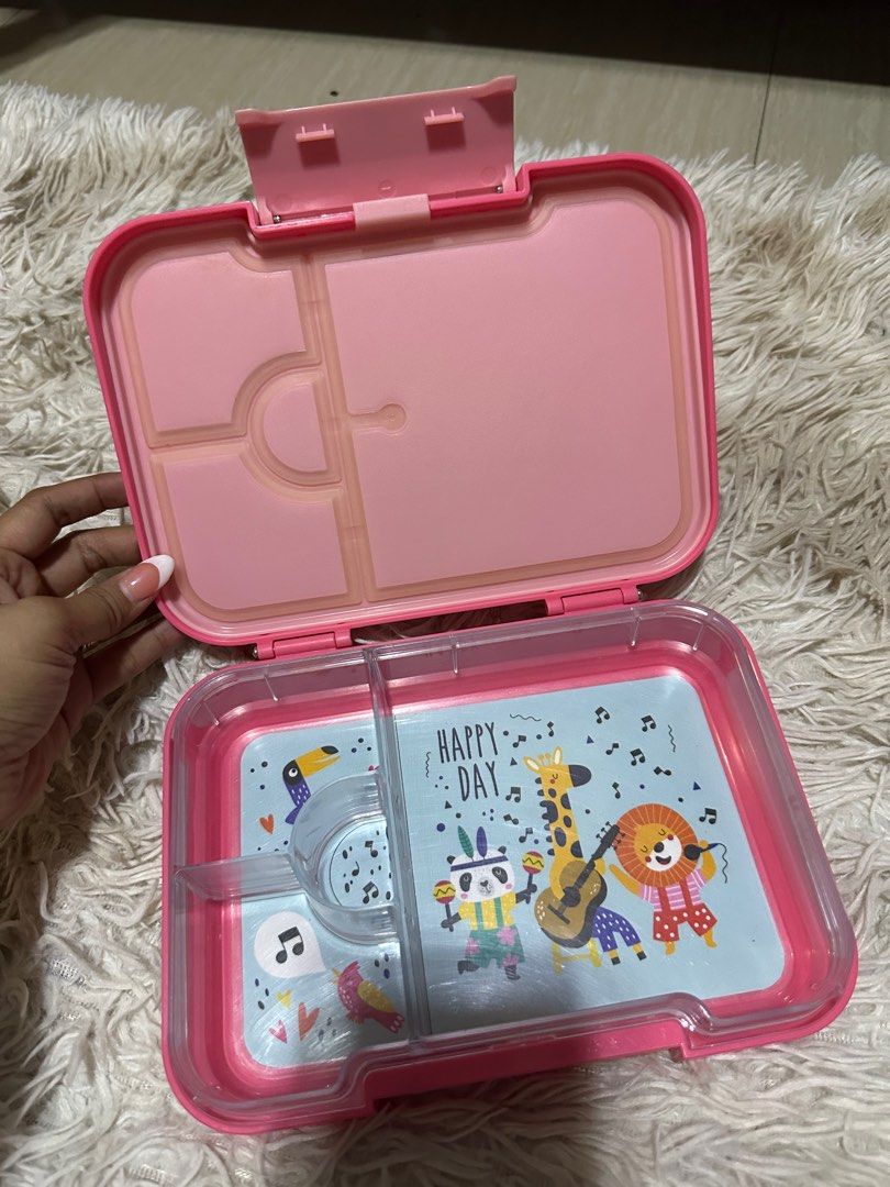 Bollie Baby Lunch box (Category: Weaning & Toddler Feeding) located in Quezon City. Submitted by tricialynasis11 (Listing ID 1391649061, Image 3). Description: Like new pa to I also have Smiggle lunch box.