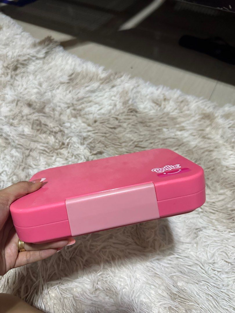 Bollie Baby Lunch box (Category: Weaning & Toddler Feeding) located in Quezon City. Submitted by tricialynasis11 (Listing ID 1391649061, Image 1). Description: Like new pa to I also have Smiggle lunch box.
