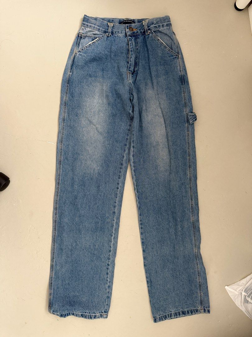 Brandy melville highwaist pants (Category: Jeans) located in Imus. Submitted by kivecart (Listing ID 1391625700, Image 1). Description: free size L: 41 in waist: 26 in loc: Imus Cavite mop: gcash/bpi mod: jnt/lalamove.