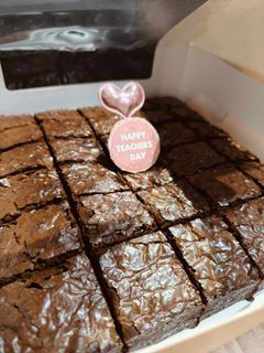 (Category: ) located in . Submitted by Onceuponabentobakes (Listing ID 1391667818, Image 1). Description: .
