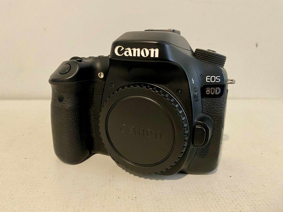 Canon 80d (Category: Cameras) located in Tuguegarao City. Submitted by lawrencema88878 (Listing ID 1391662077, Image 3). Description: Canon EOS 80D - Film & Photojournalism Kit Looking for a reliable and versatile camera for your next project? This Canon EOS 80D kit is perfect for students or aspiring creators in film and photojournalism. I used it extensively for school projects, and it's in great condition and ready for its next owner. The came