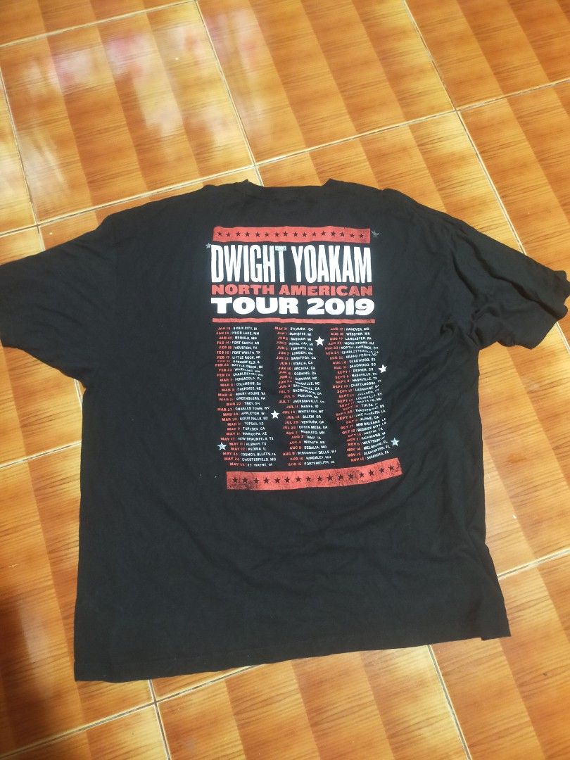 Concert Tshirt Dwight Yoakam (Category: Tshirts & Polo Shirts ) located in Mangaldan. Submitted by sumer21 (Listing ID 1391595134, Image 2). Description: Concert Tshirt Dwight Yoakam 28*32 No issue Excellent Condition 280+sf Location Pangasinan.