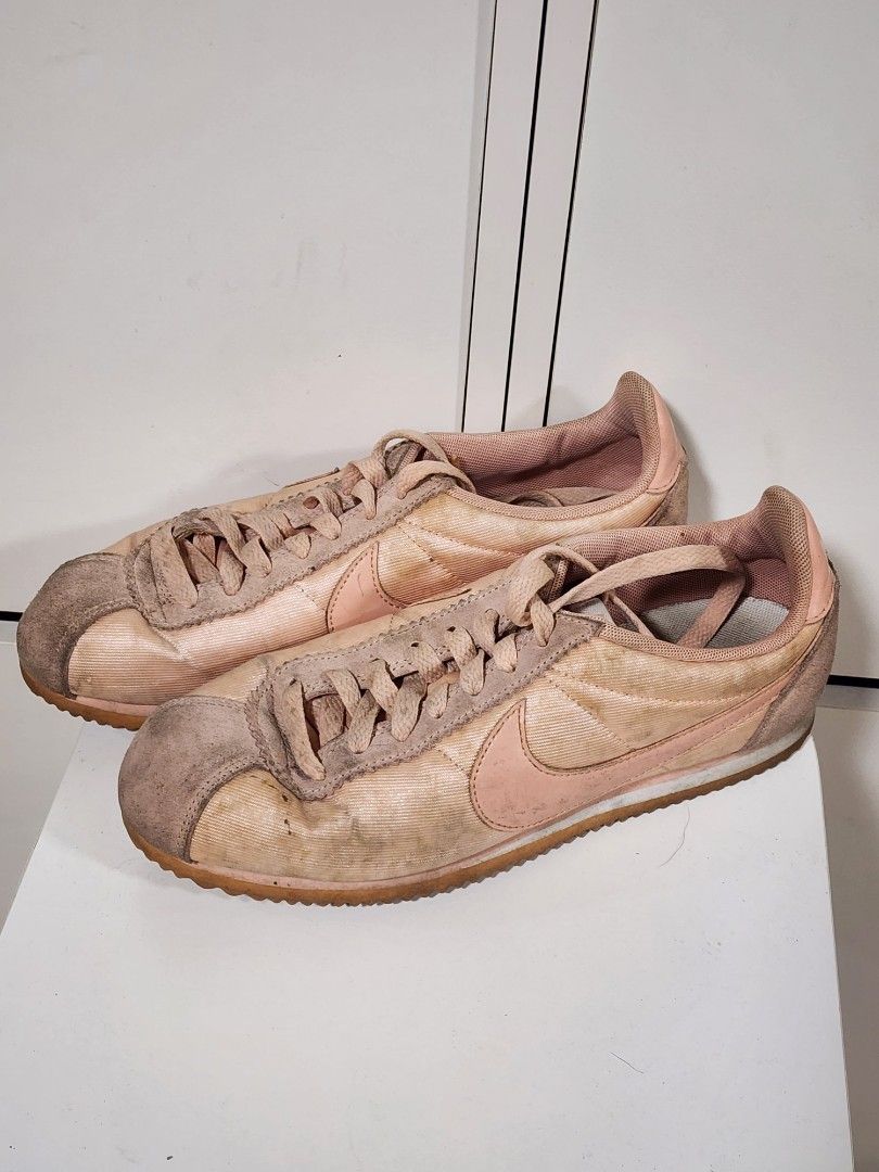 Cortez (Category: Shoe inserts) located in Pasig City. Submitted by sroque (Listing ID 1391591094, Image 2). Description: size 8.5.