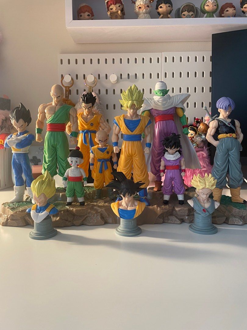 Dragon Ball Z Figure (Category: Figurines & Statues) located in Manila. Submitted by itsjustmenads (Listing ID 1391693815, Image 1). Description: Dragon Ball Z Figure Includes alternate head options (Vegeta, Trunks, Goku) With box Las pinas Can ship via lalamove/flash express/lbc no cod.