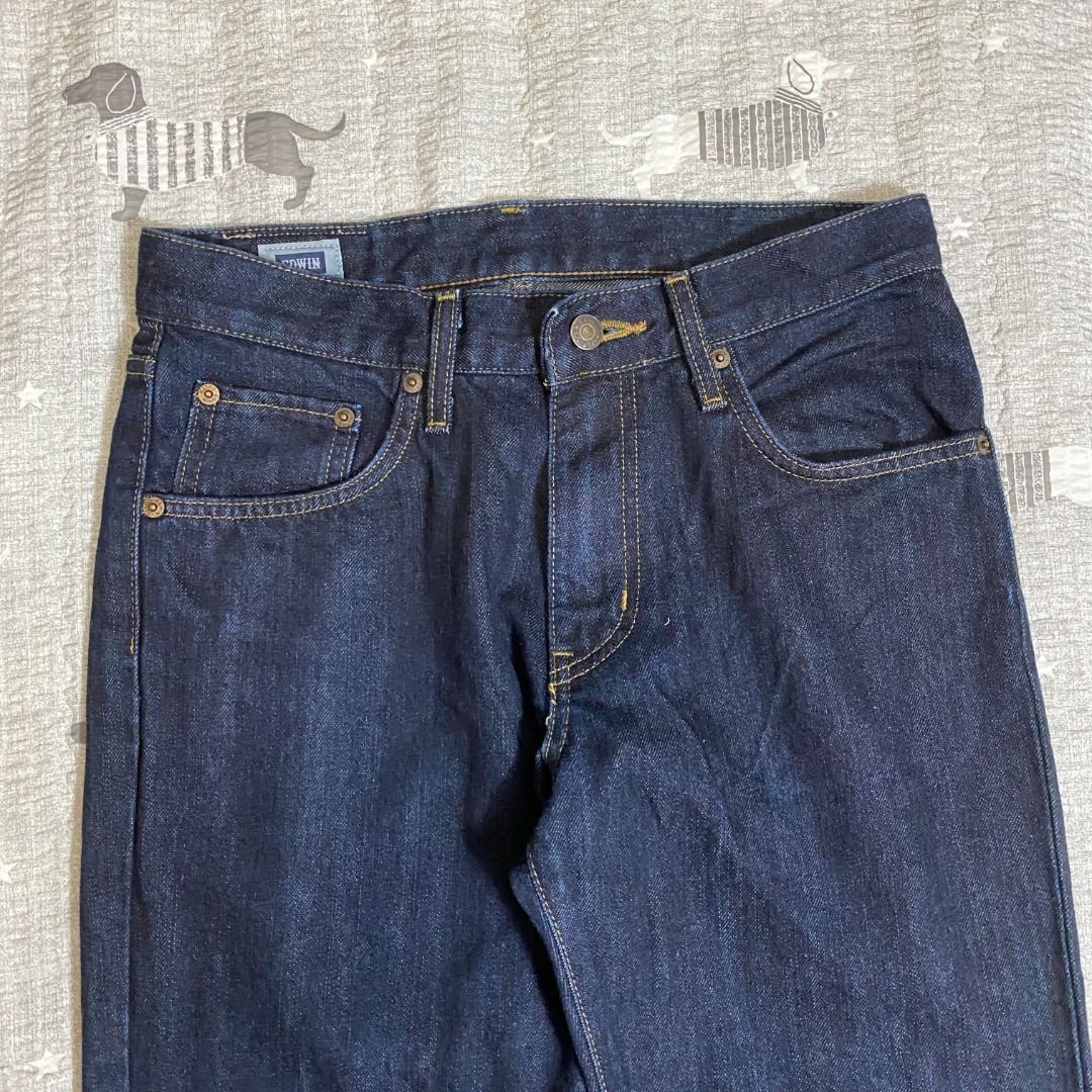 Edwin 403 Japan Straight Indigo 28/29 (Category: Jeans) located in Antipolo. Submitted by bentakahitanoano (Listing ID 1391643828, Image 3). Description: Edwin 403 Japan Regular Straight Indigo Jeans – Size 29 x 41 Authentic Made in Japan jeans in the iconic Regular Straight (E403) cut from Edwin’s Japan line, blending heritage craftsmanship with versatile modern style. Condition: Still in good condition, gently worn with minimal visible wear Key