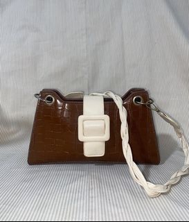 (Category: ) located in . Submitted by shopnook (Listing ID 1387979723, Image 1). Description: .
