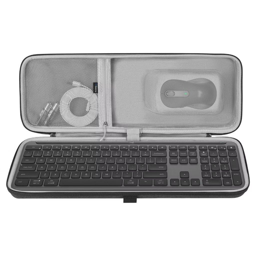 Geekria Keyboard 100% Hard Carrying Case (Category: Laptop Bags & Sleeves) located in Manila. Submitted by pcaluban (Listing ID 1391713082, Image 1). Description: Hard case for slim 100% keyboards with slot for mouse. Maximum internal dimensions of 17x5.5x1 inches or 43.5x14x2.3 cm..