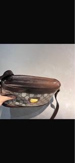 （分類：）位於 。 由 cat_6565 提交（商品編號 1391643228，圖片 1）。簡介： 。