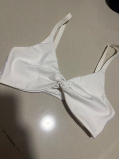 (Category: ) located in . Submitted by daymiahh (Listing ID 1391727041, Image 1). Description: .