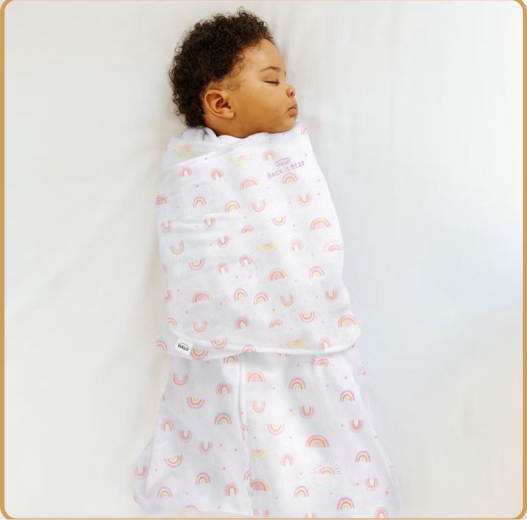 Halo Swaddle Small 3-6 months (Category: Babies & Kids Fashion) located in Quezon City. Submitted by declutteringmj (Listing ID 1390972611, Image 3). Description: Halo Swaddle Sleepsack Small 3-6 month Bought at 1299. Selling only for 400 pesos Helped my baby sleep longer. Please manage expectation as it is already used. Location: QC Pickup only.