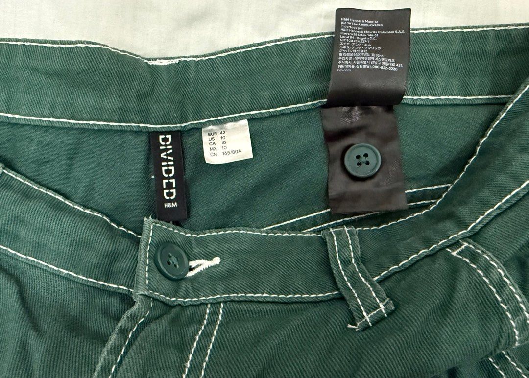 H&M Green Cargo Pants, Green Jeans (Category: Jeans) located in Manila. Submitted by mandu03 (Listing ID 1391567210, Image 3). Description: .