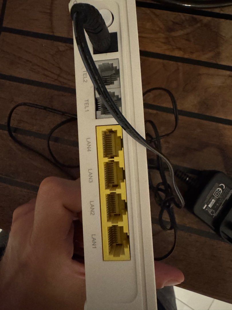 Huawei HG8240H5 GPON Terminal Router, Computers & Tech, Parts ...