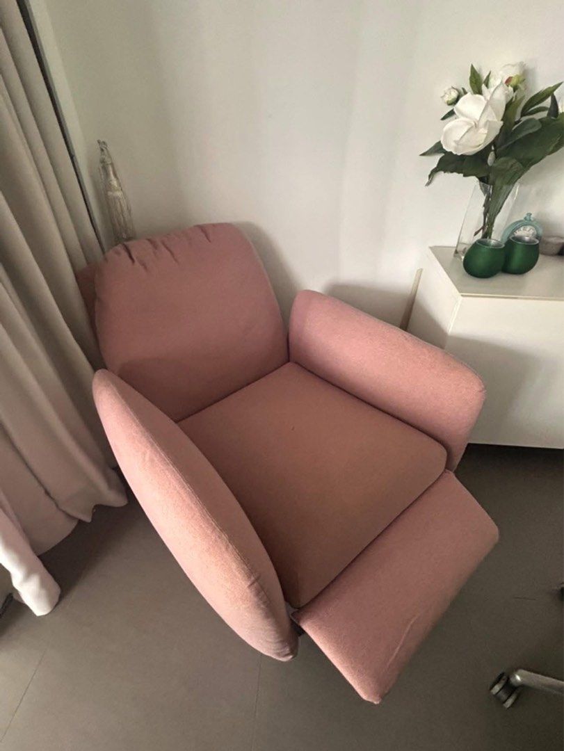 IKEA Ekolund Recliner Gunnared Light Brown-Pink, Furniture