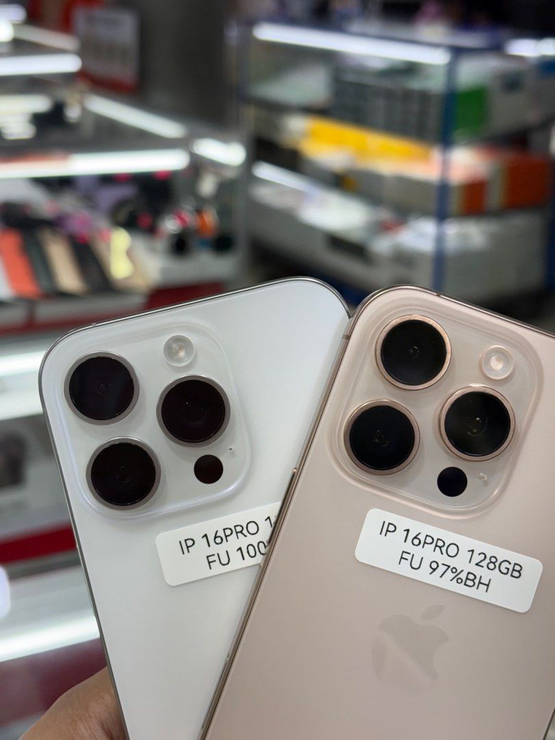 iPhone 16 Pro 128GB Factory Unlock No Issue Secondhand (Category: iPhone 16 Series) located in Pasig City. Submitted by FarAndRayShop (Listing ID 1391585804, Image 2). Description: OPEN FOR SWAP/SELLING/BUYING (RFS: Buy and Sell) Price: 46,999 iPhone 16 Pro 128GB •Factory Unlock •NO HIDDEN ISSUES •TEST TO SAWA •Authentic Phone Physical store in Greenhills Shopping Center XE-12 Stall Number Look For Rayray Or Anika NO CASH INSTALLMENT We are open 