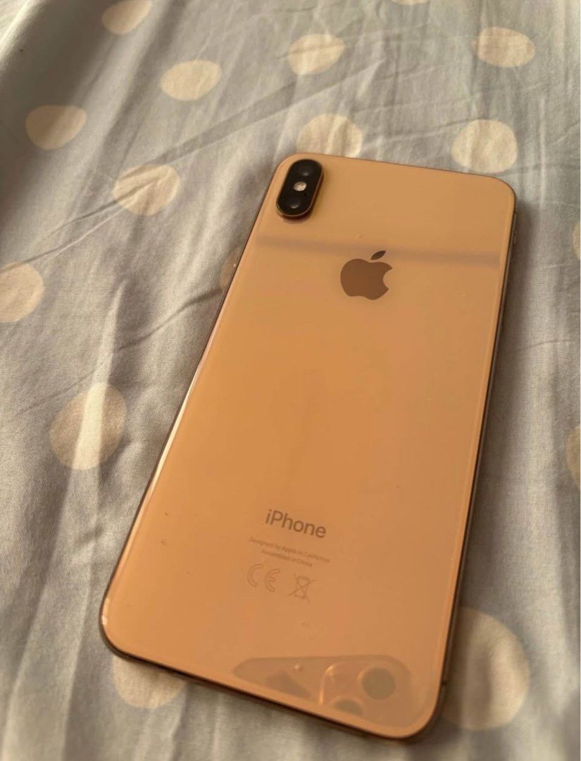 iPhone XS Max 256gb Gold (Category: iPhone X Series) located in Dasmarinas. Submitted by kkkloset (Listing ID 1391658602, Image 3). Description: 256gb, 75bh (original, lasts a day) Factory Unlocked with orig box & 3 free cases honest issue: ghost touches, not that smooth. not an lcd issue but something internal daw, kayo nalang magpagawa 1k yung pricing nung nagpatingin ako. rfs: extra phone open for meet up around cavite & makati location: dasma