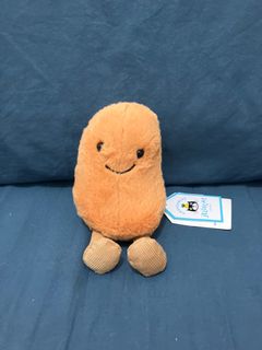 Jellycat Amuseables Potato 毛絨公仔 [可交換], 興趣及遊戲, 玩具 & 遊戲類 - Carousell