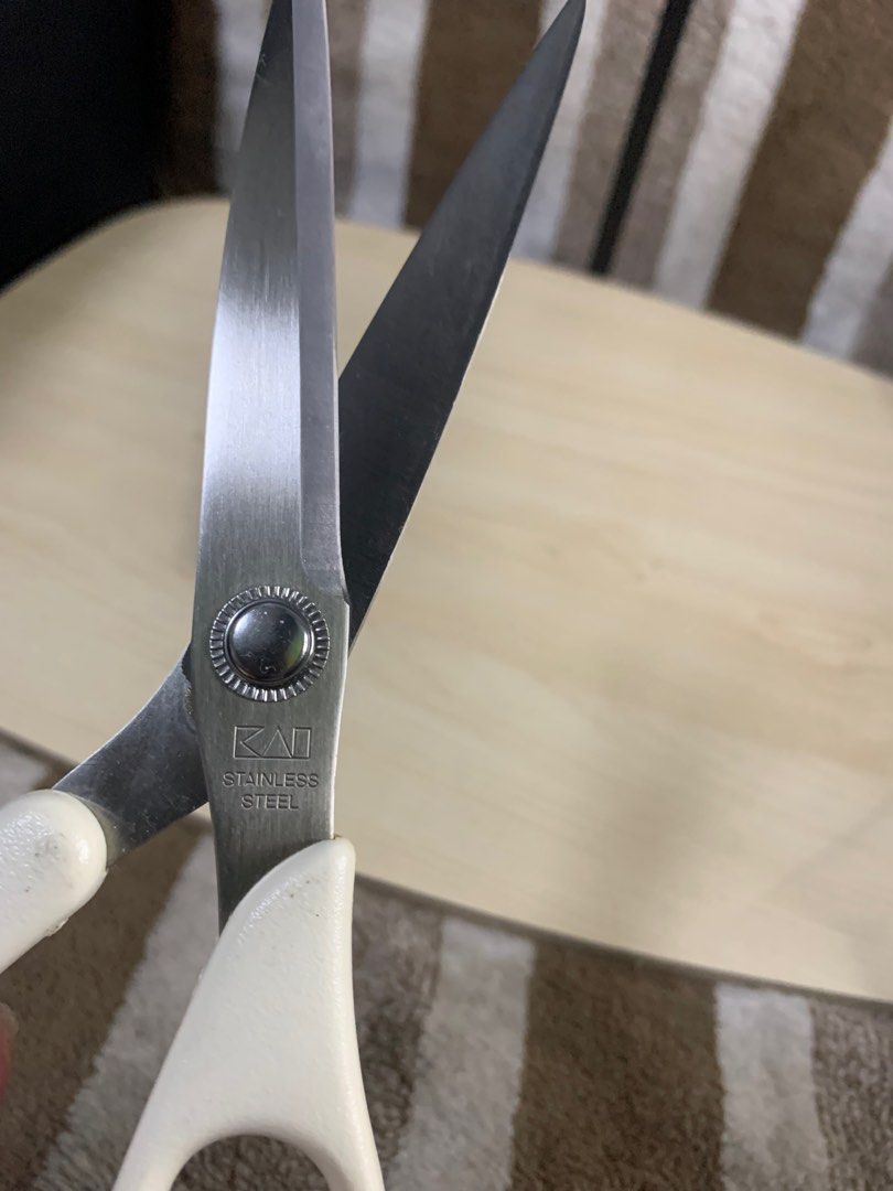 Kai Japan big scissor (Category: Vintage Collectibles) located in Cabanatuan. Submitted by mjluxxejapan (Listing ID 1391598519, Image 2). Description: Fixed price. Approx 8” tall solid mganda matibay material matalas talim like new cond pa Details posted .