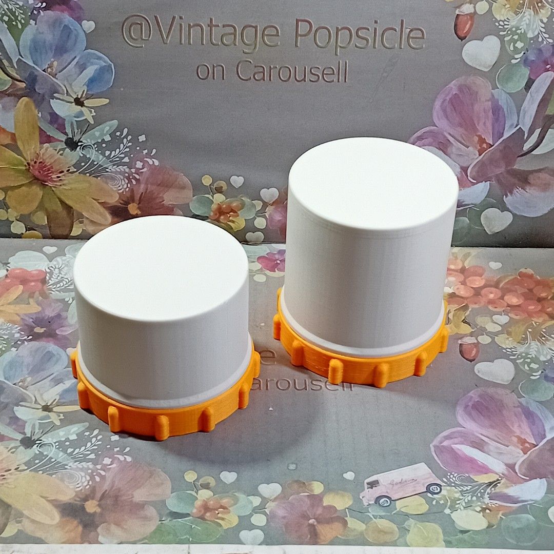 Leica LTM 39 Lens Case (Category: Other Photography Accessories) located in Paranaque City. Submitted by vintagepopsicle (Listing ID 1391738385, Image 2). Description: Very cute, smooth and solid cases for LTM39 lenses. Also works great for enlarger lenses. 500 Each or take both for 870. Sold As Is. Gcash then we Lalamov.