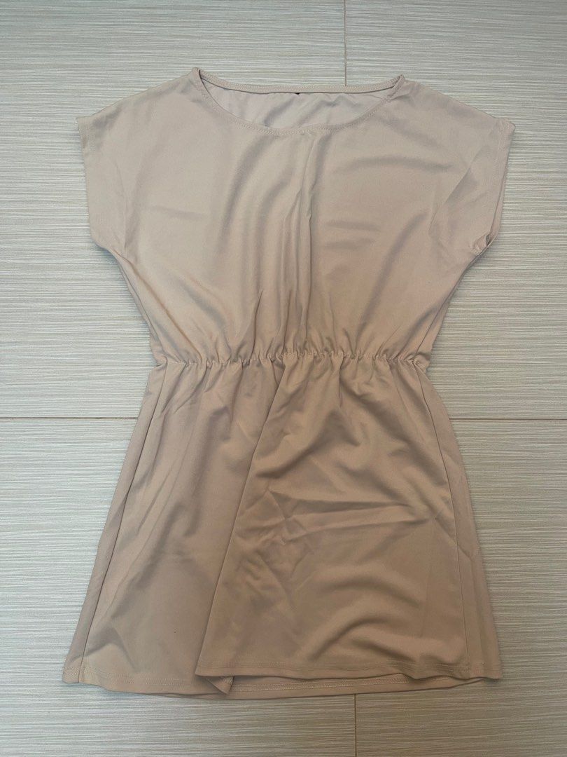 Light Brown Formal Sleeveless Dress (Category: Dresses) located in Bacoor. Submitted by loopandlabelph (Listing ID 1391634102, Image 2). Description: Preloved - Manage your expectations (will state issues of the item) Small Color may vary due to lighting Prices are NEGOTIABLE! Send message for negotiations and more informations (when worn photos) MOP: Gcash | BPI MOD: Meet-up SM Bacoor | JNT | Grab | LBC | Lalamove .