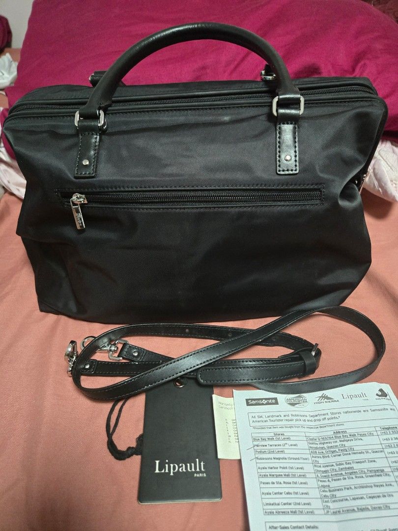 Lipault Doctors bag in Black nylon (Category: Tote Bags) located in Manila. Submitted by angeliosca53522 (Listing ID 1391579687, Image 2). Description: Pre-owned Lipault Doctors bag in Black nylon made in Paris France used like new RFS decluttering can ship anywhere in the Philippines.