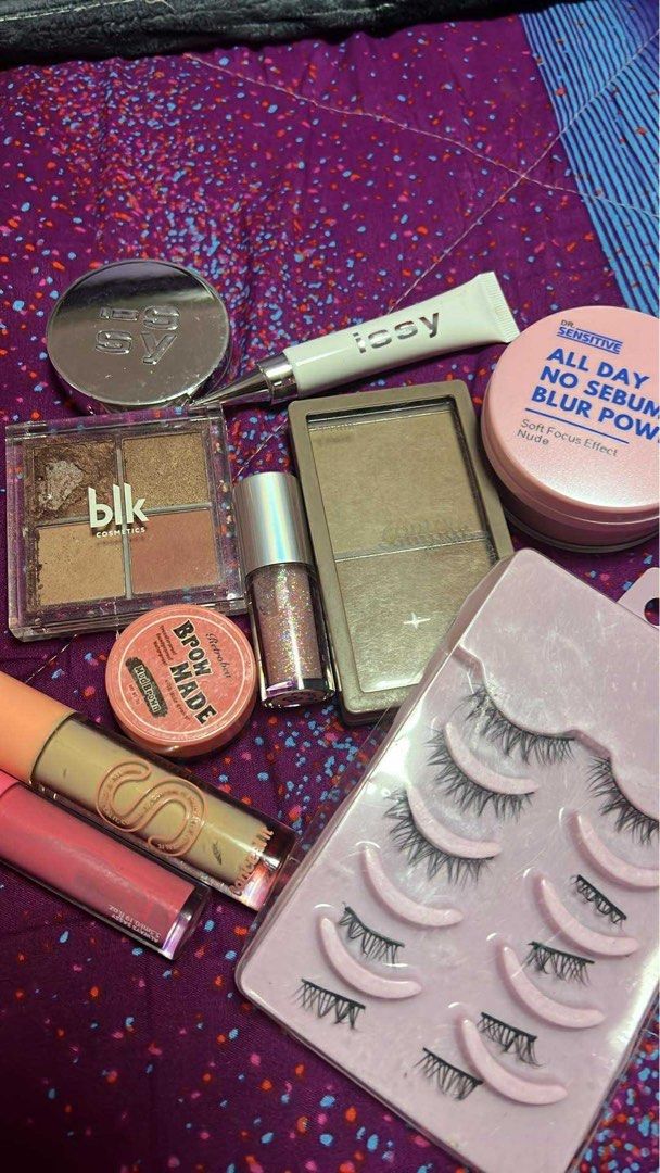 make up bundle (10pcs) (Category: Makeup) located in Marilao. Submitted by clothesdeleona (Listing ID 1391707587, Image 2). Description: make up bundle for sale po tayo guys karamihan po dito guys minsan lang nagamit (like one to twice ko lang nagamit) yung iba bnew pa po kahit yung eyeshadow na basag huhu di ko masyado nagamit yon nabagsak lang talaga mine now open for deliver na po agad agad (thru lalamove) payment first po tayo thru gcash guys