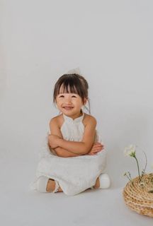 (Category: ) located in . Submitted by clearingwardrobe (Listing ID 1391674350, Image 1). Description: .
