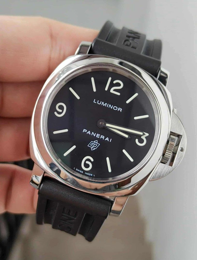 PANERAI LUMINOR 44MM‼️ (Category: Luxury Watches) located in Quezon City. Submitted by timeoutwatches (Listing ID 1391684434, Image 3). Description: PANERAI LUMINOR 44MM‼️ Price: 208,000 php Complete Set MODEL: PAM 000 CASE: 44MM CONDITION: 9 / 10 Manual Winding BLACK DIAL.