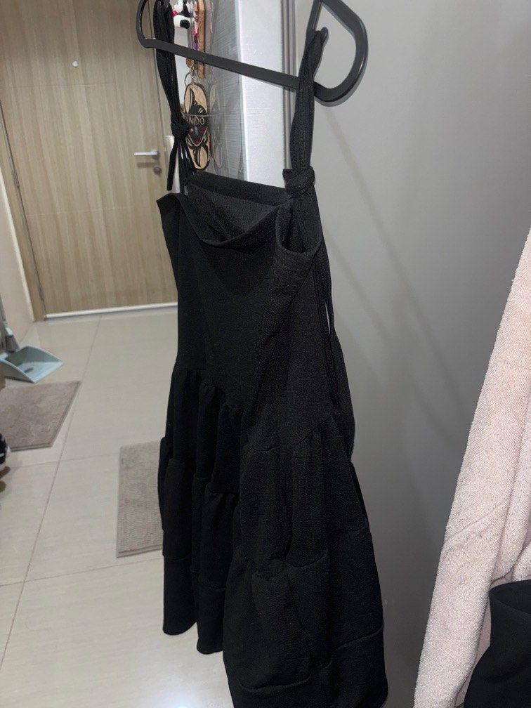 Plus size dress (Category: Dresses) located in Manila. Submitted by patchdamin99748 (Listing ID 1391616507, Image 2). Description: Bought from lovito for around 500+ Never used outside Rfs: declutterring .