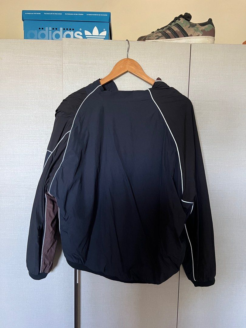 Post Archive Faction PAF 2.0 Center jacket (Category: Coats, Jackets and Outerwear) located in Muntinlupa City. Submitted by feliciathekid (Listing ID 1391564074, Image 2). Description: . Not sure if legit. Bought here in 2022 and never used it. Size l-xl but boxy. Can always send dimes. .