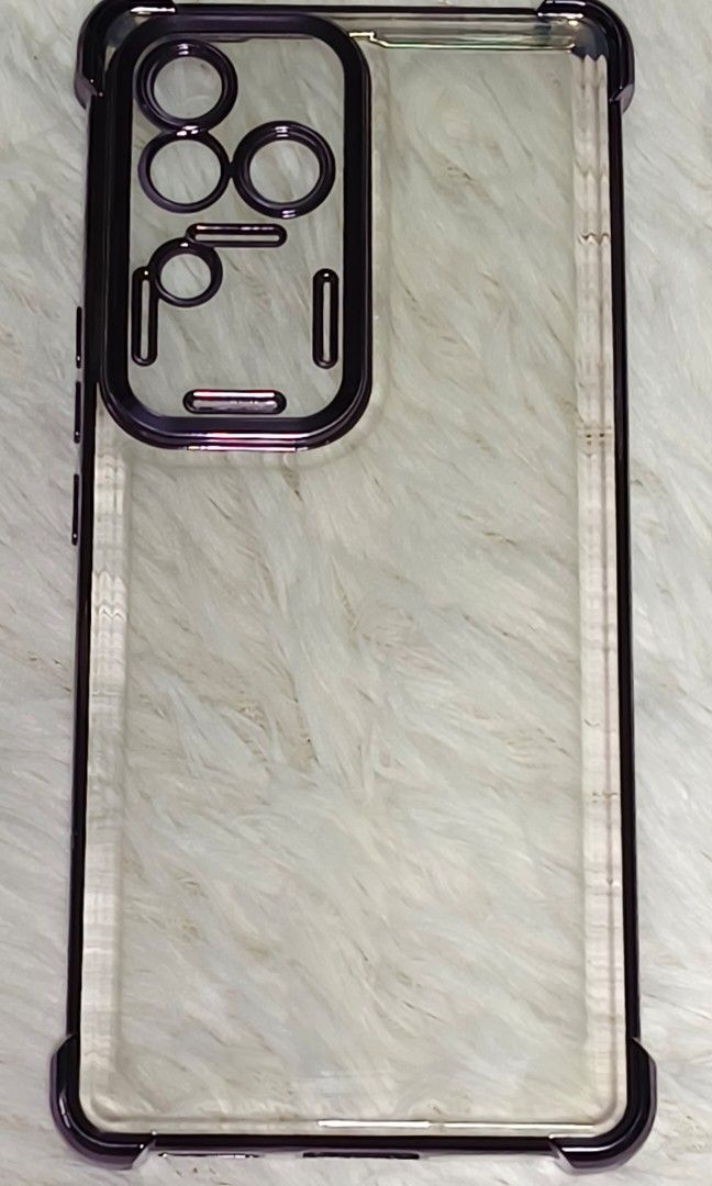 Preloved Vivo V30 Pro Phone Case TAKE ALL (Category: Cases & Sleeves) located in Antipolo. Submitted by milanbenjohn (Listing ID 1391622819, Image 3). Description: Pre-owned Vivo V30 Pro Phone Case TAKE ALL 👉4pcs phone case 👉Good as new.